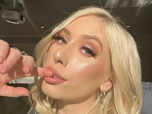 Kay Lovely
