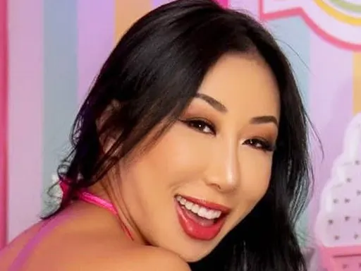 Nicole Doshi
